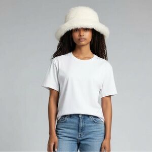 Elegant White Fur Women's Hat